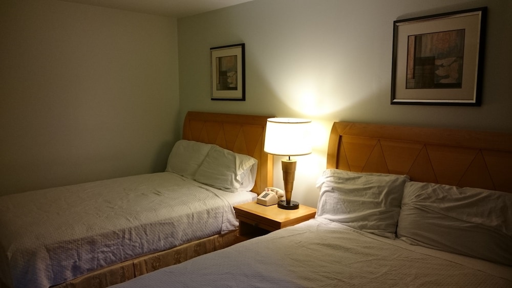 Greenview Inn Riverhead 16/68