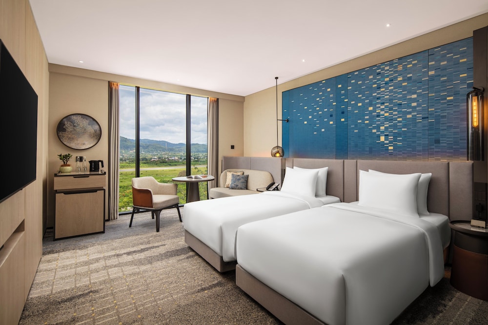Standard, Twin Beds