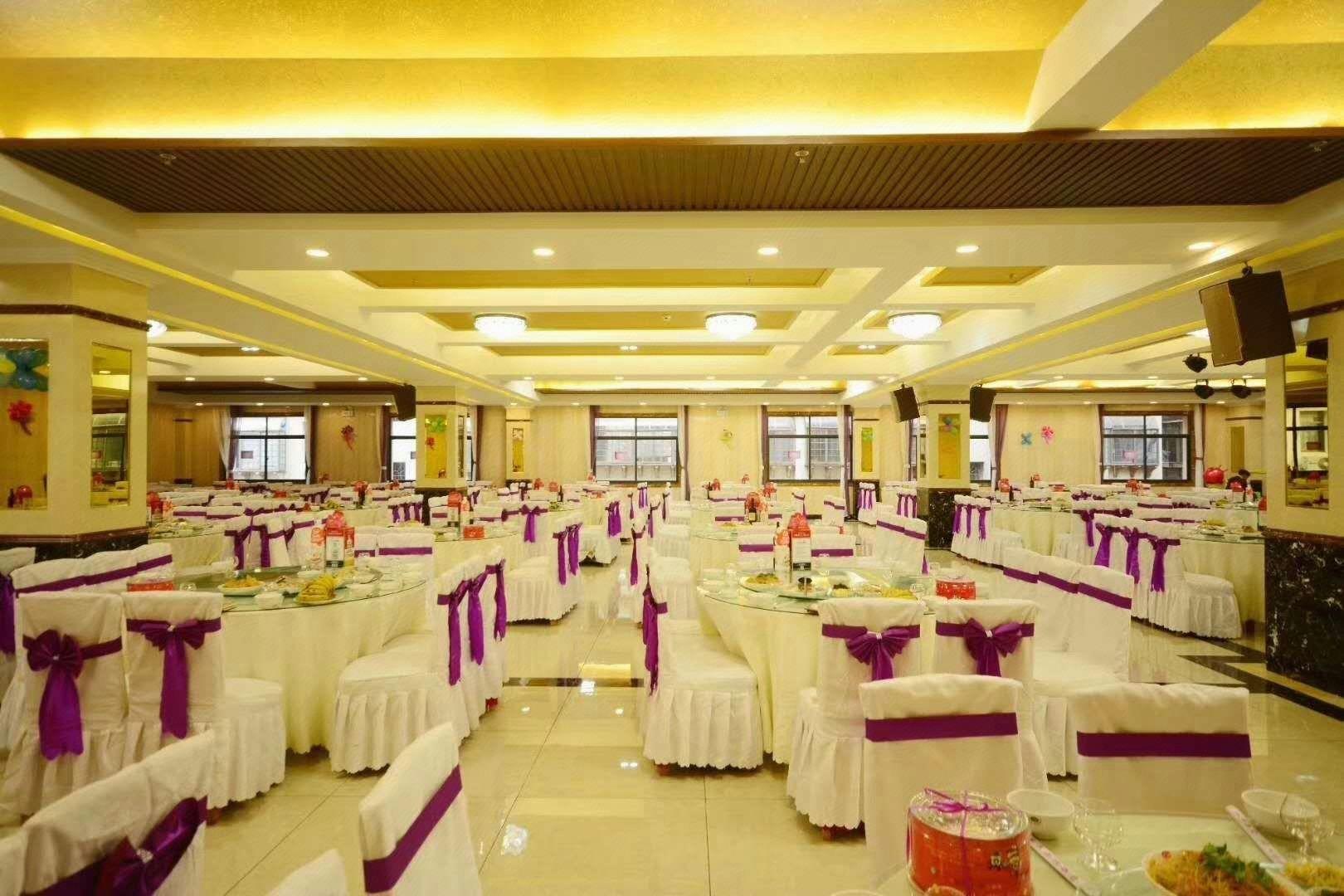 Thank Inn Plus Hotel Yunnan Honghe Gejiu City Renmin Road 19/22