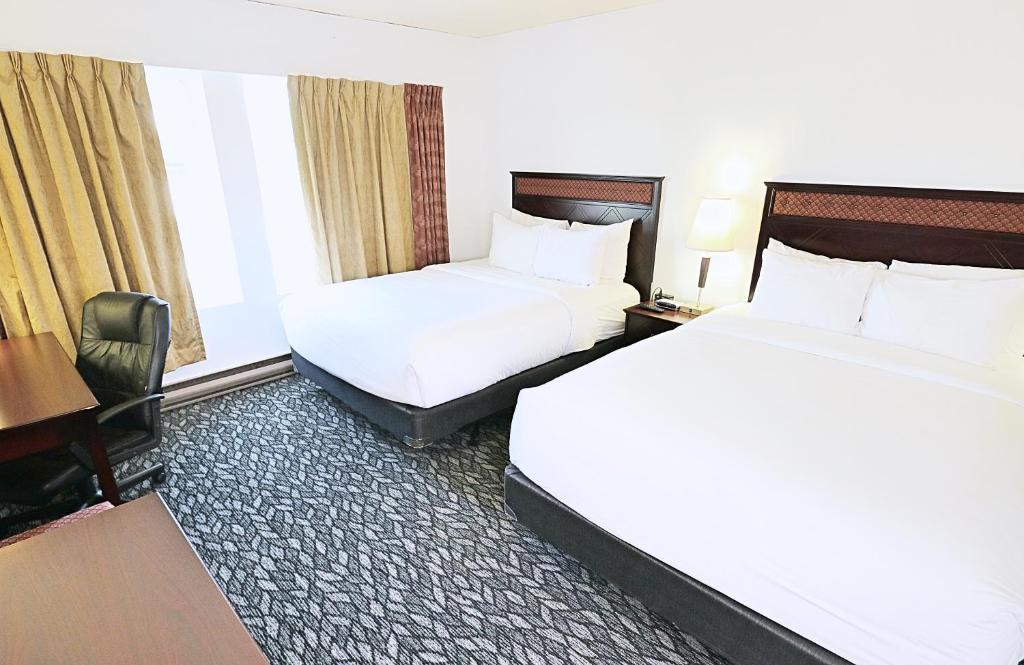 Empire, 2 Double Beds