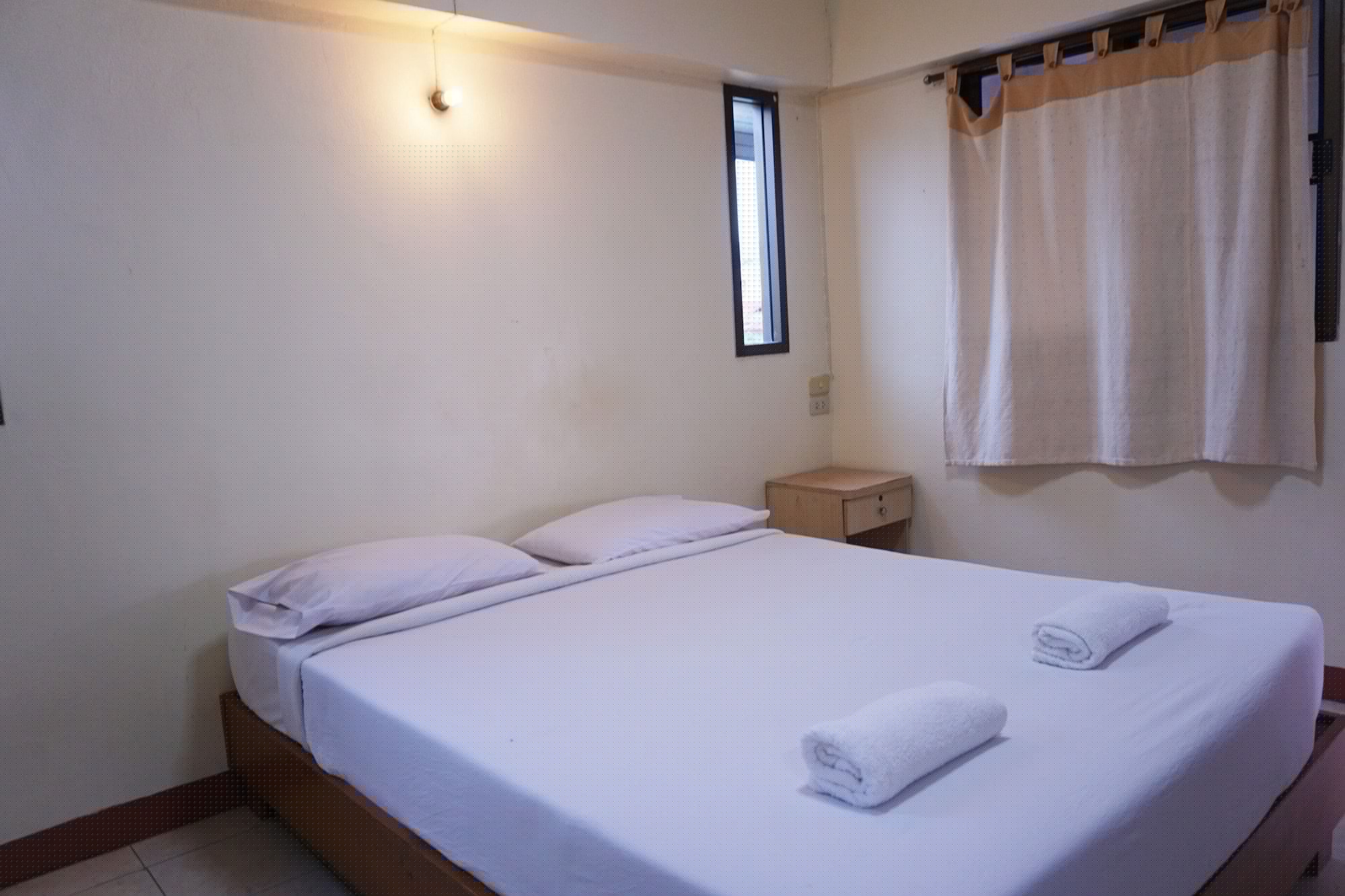 SUPERIOR, DOUBLE BED