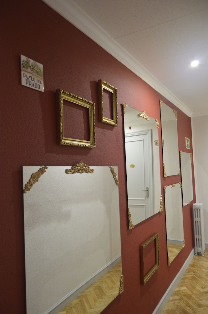Hostal Aresol 16/33