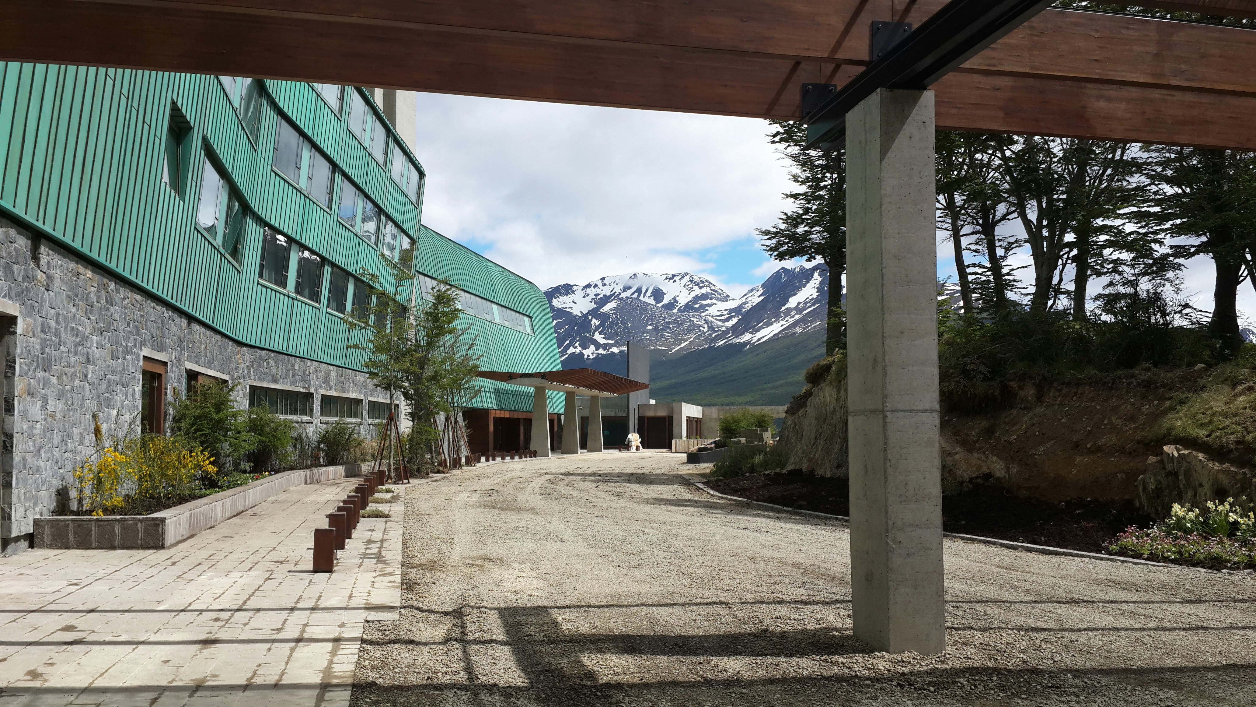Arakur Ushuaia Resort and Spa 60/68