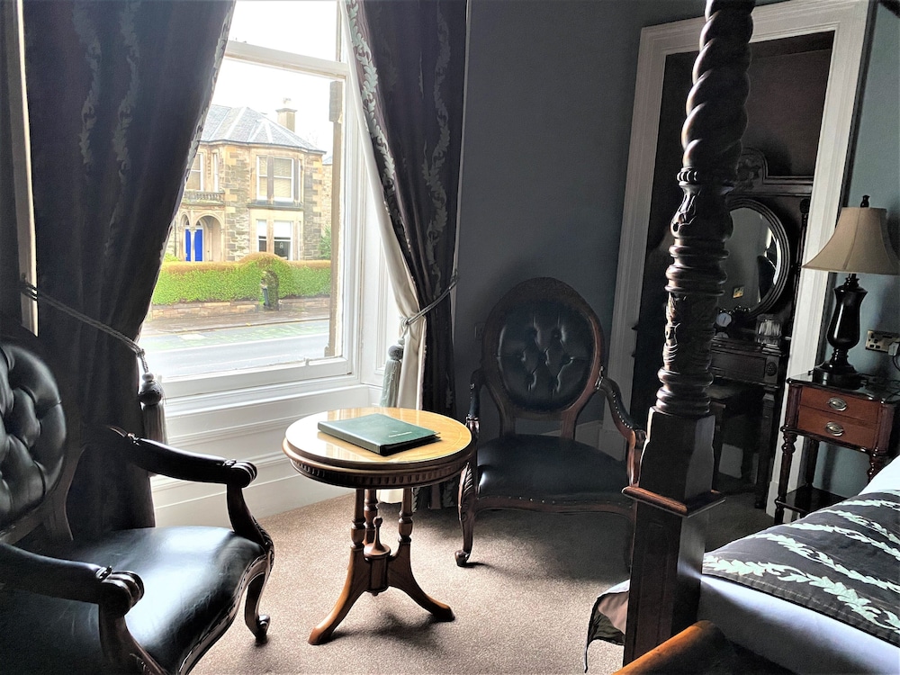 Glenalmond House 50/76