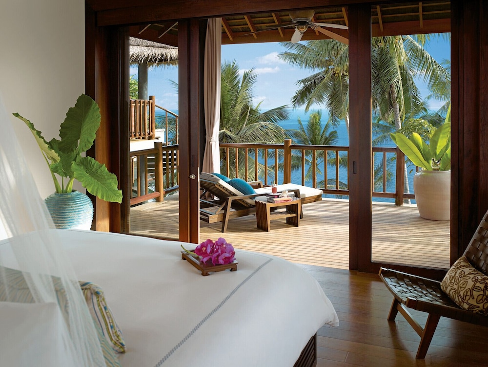 Four Seasons Resort Koh Samui, Thailand 24/87