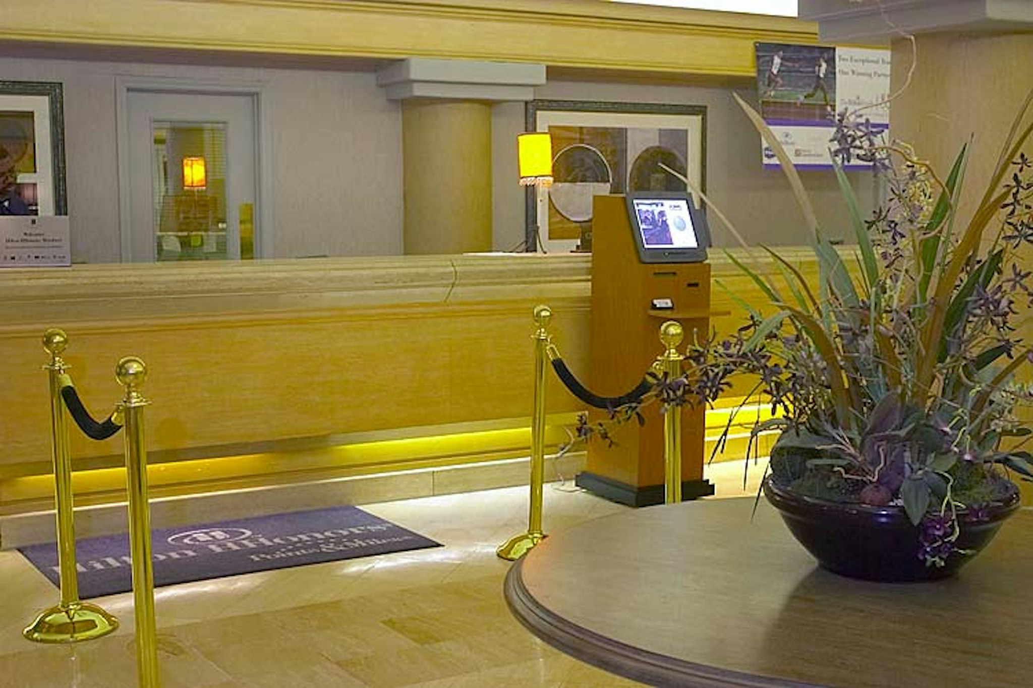 Embassy Suites by Hilton Dallas Market Center 44/72