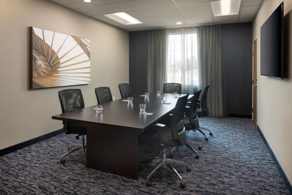 Fairfield Inn & Suites by Marriott Montrose 13/21