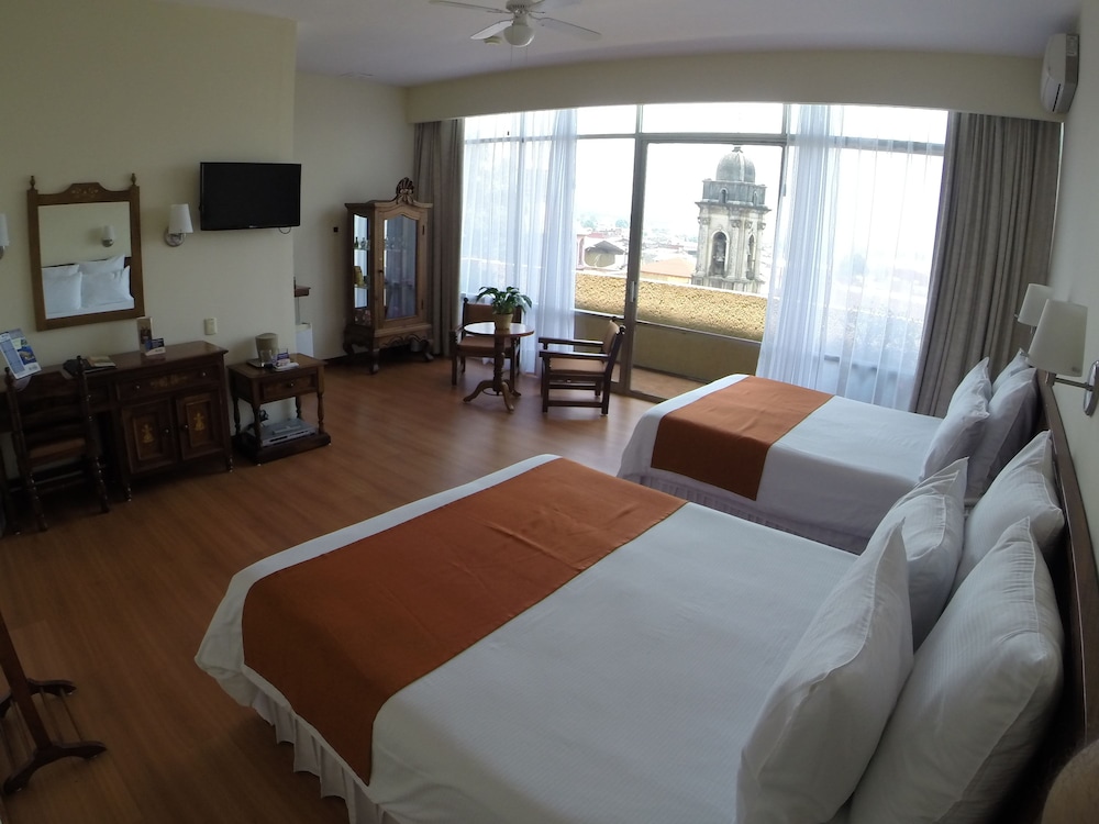 Hotel Plaza Uruapan 44/67
