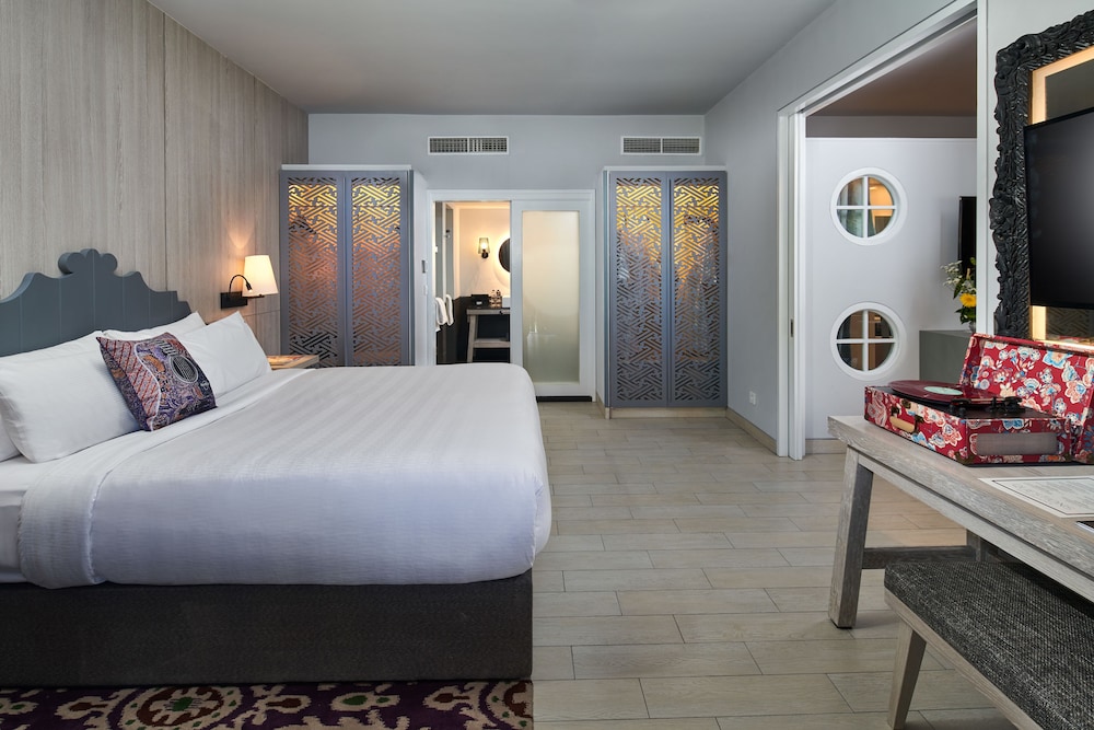Family Suite, Roxity, King Bed, Bunk Bed