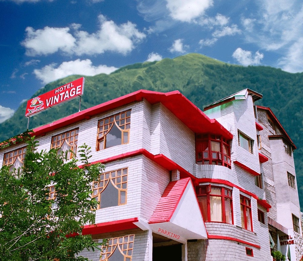 Hotel Vintage 4/64