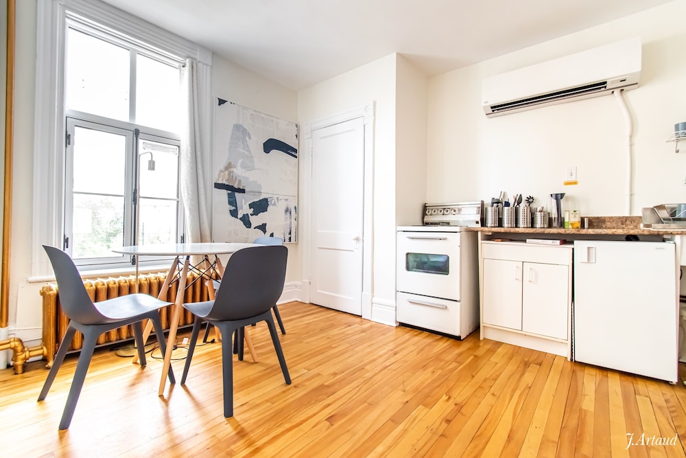 Le Gite Du Plateau Mont Royal 61/69