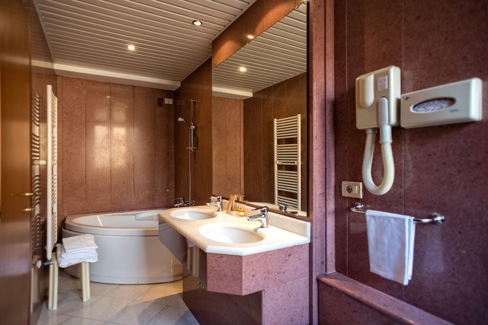 Grand Hotel Italia 50/50