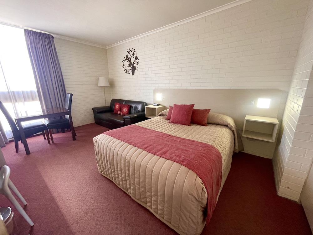 Goulburn Motor Inn 25/59