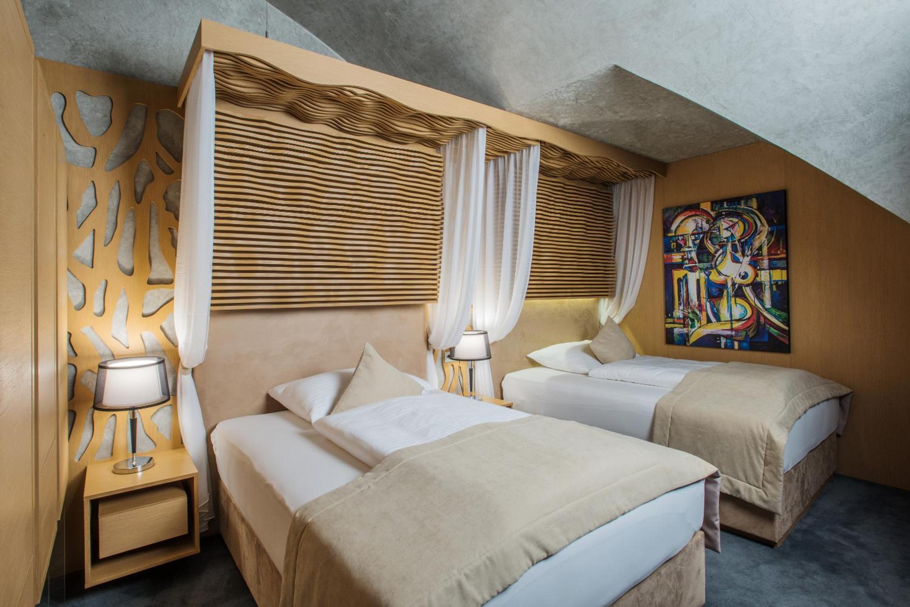 Panorama, Luxury, Apartment, 2 Double Beds, Bathtub، WELLNESS HOTEL STEP 3/3