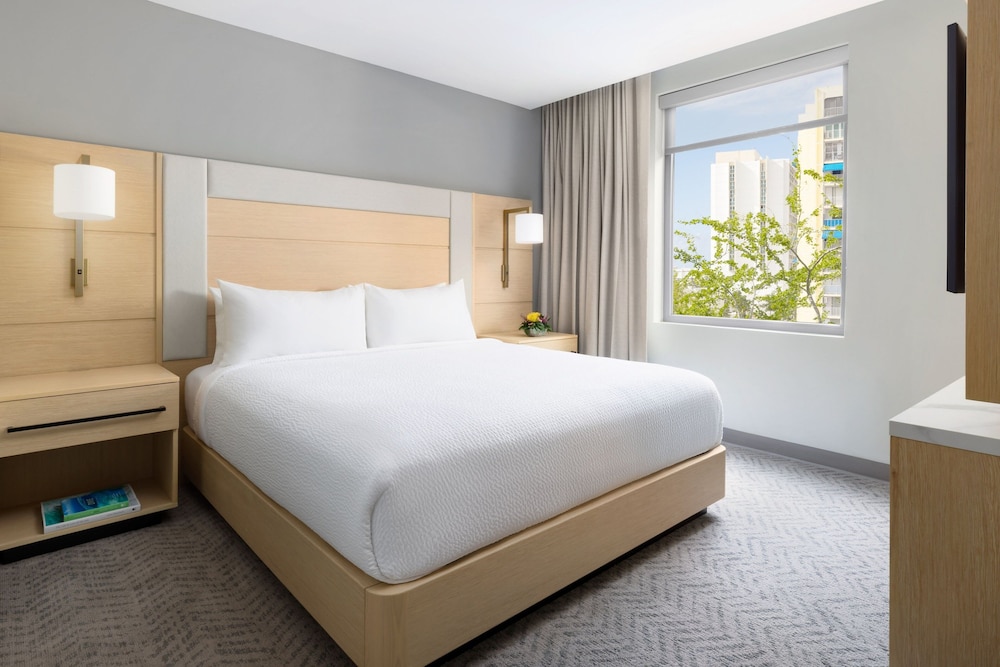 Residence Inn by Marriott San Juan Isla Verde 13/50