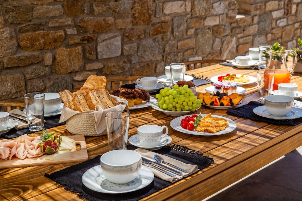M Mykonos Villas 30/50