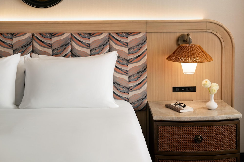 Hyatt At Fishermans Wharf 31/73