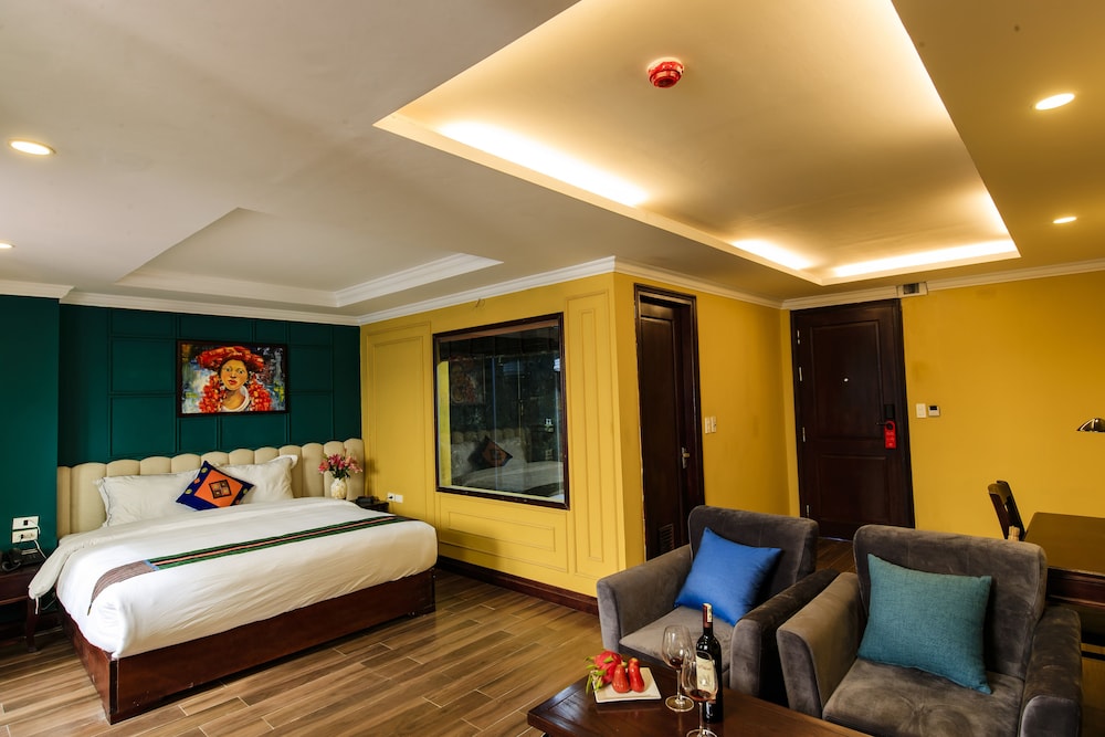 Sapa Clover Hotel 10/23