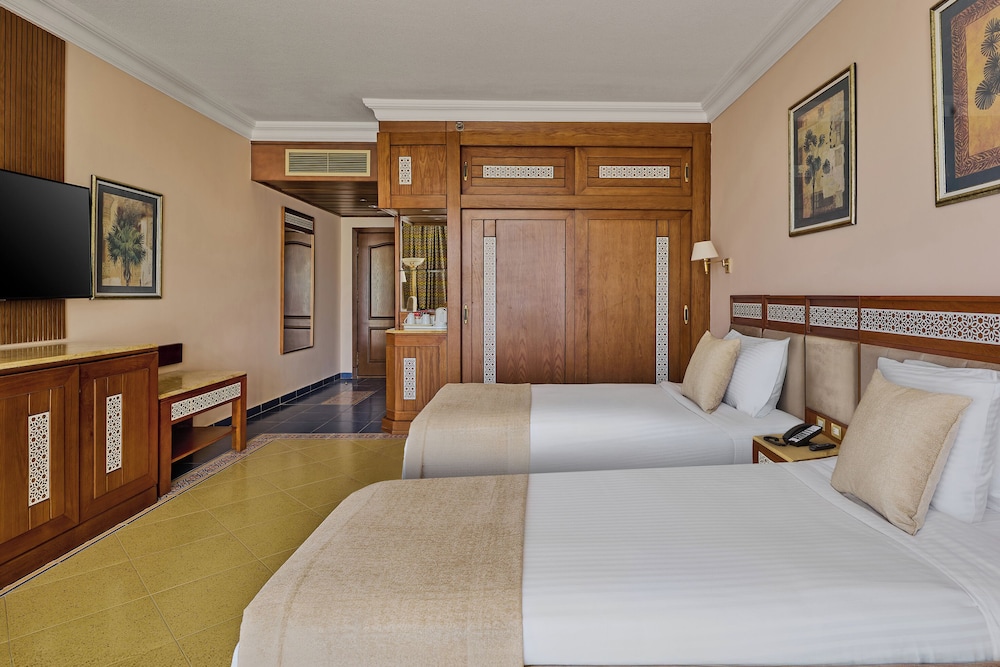 ELITE ROOM