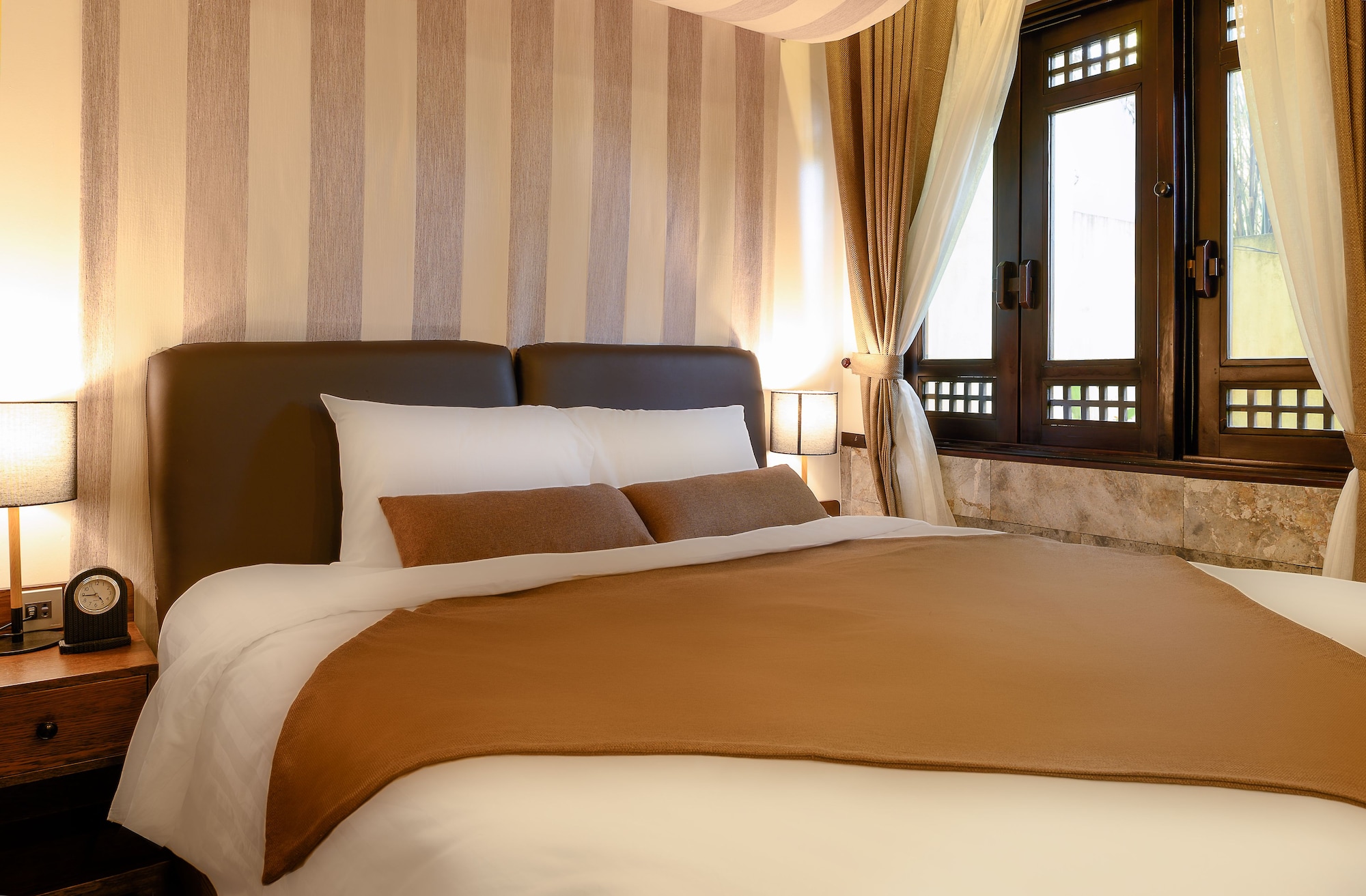 Premier, King Bed, Garden and River View, Sauna