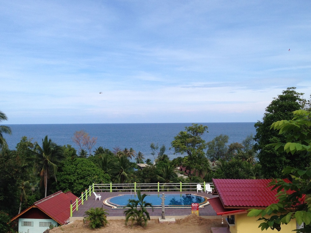 J.B Hut Bungalow 56/59