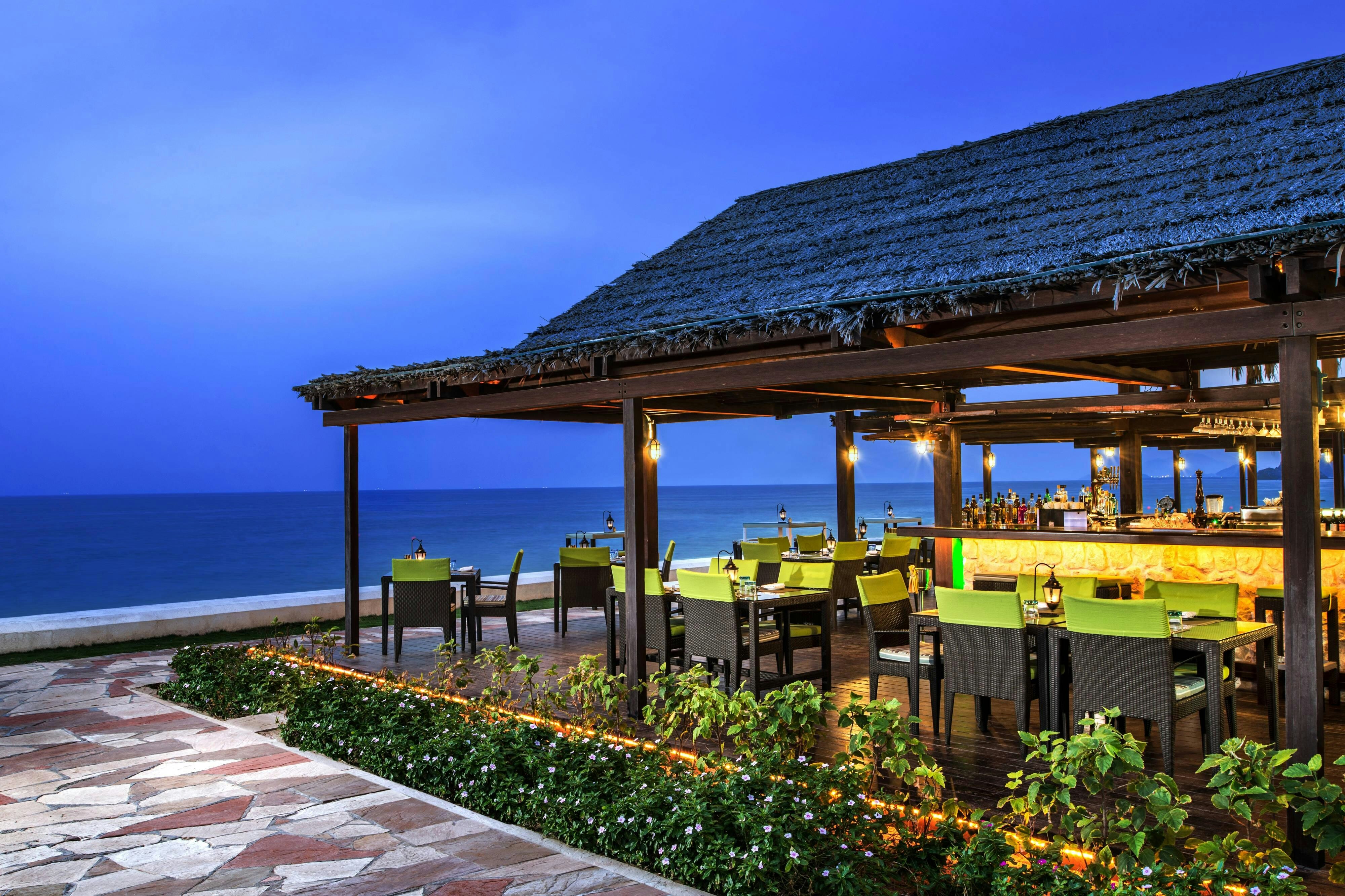 Le Meridien Al Aqah Beach Resort 59/65