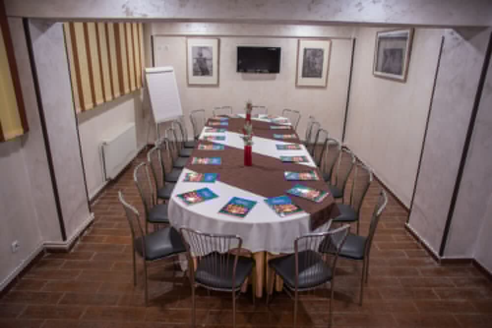 Hotel Marea Neagra 61/70
