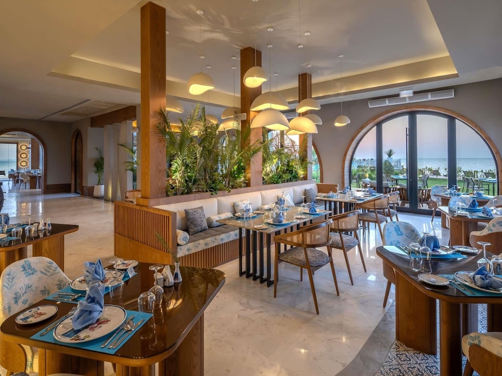 Rixos Premium Magawish Bay View 42/50
