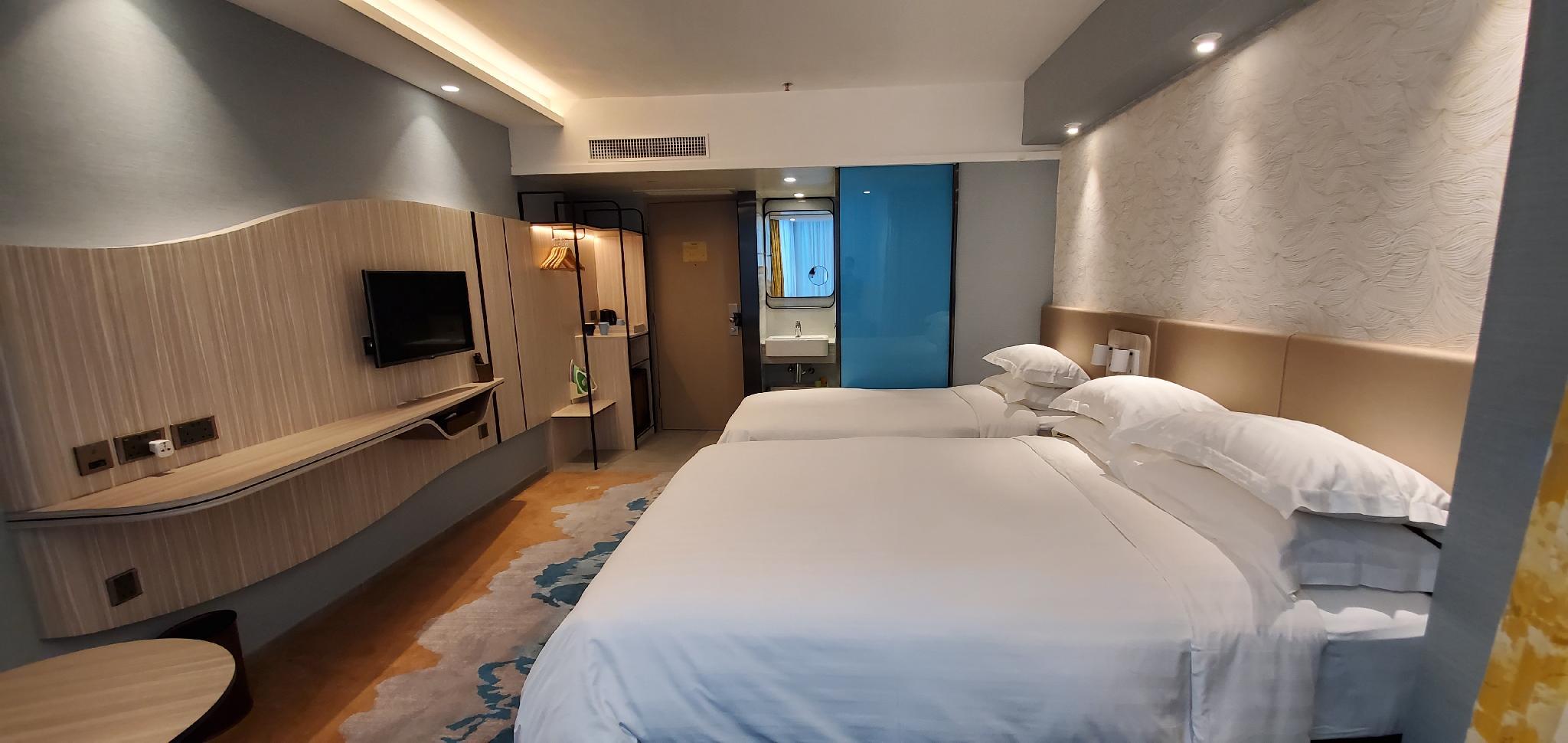 Wharney, Family, 1 Double and 1 Single Bed, Wharney Hotel 2/2