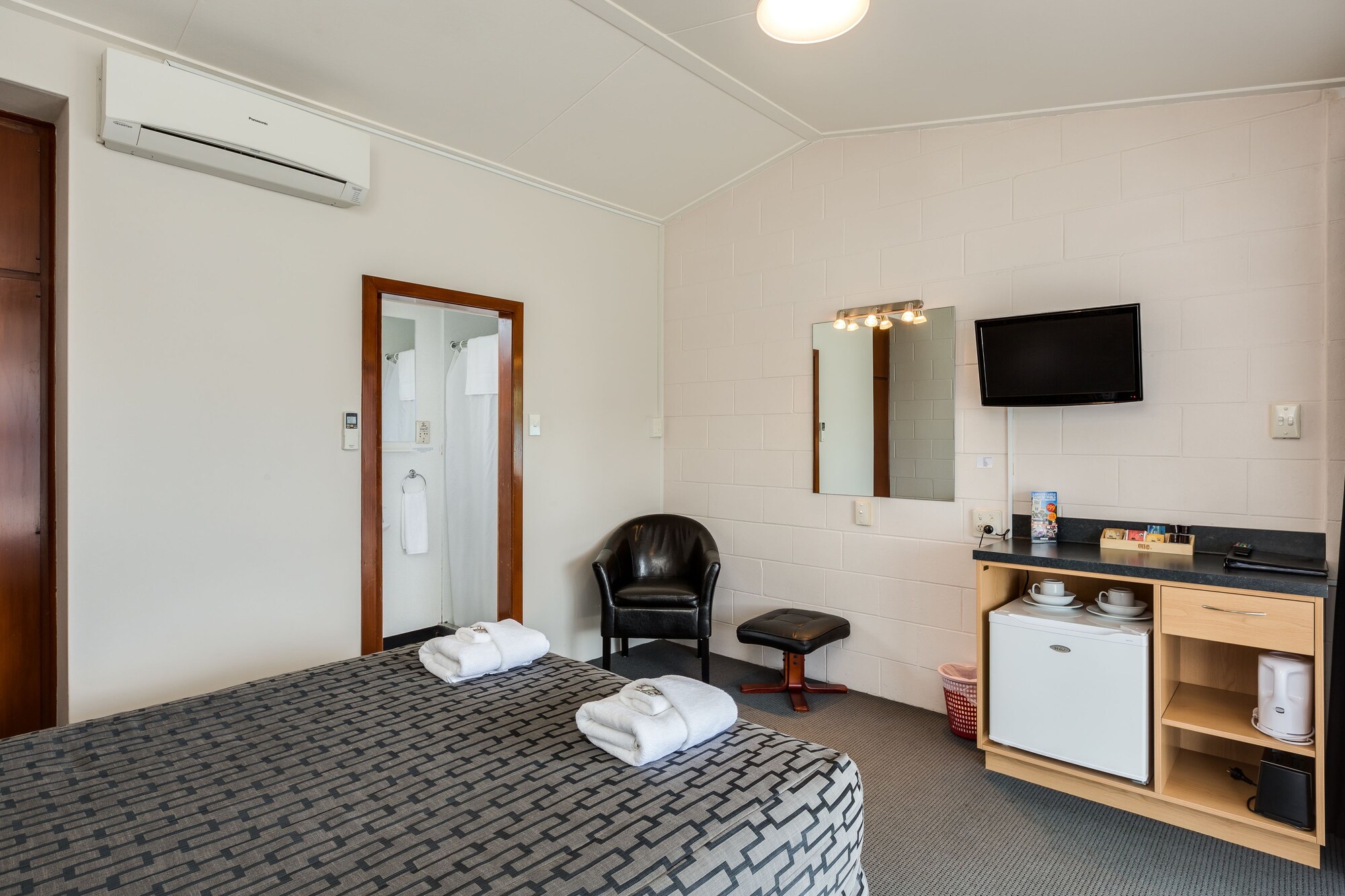 STANDARD, TWIN BEDS