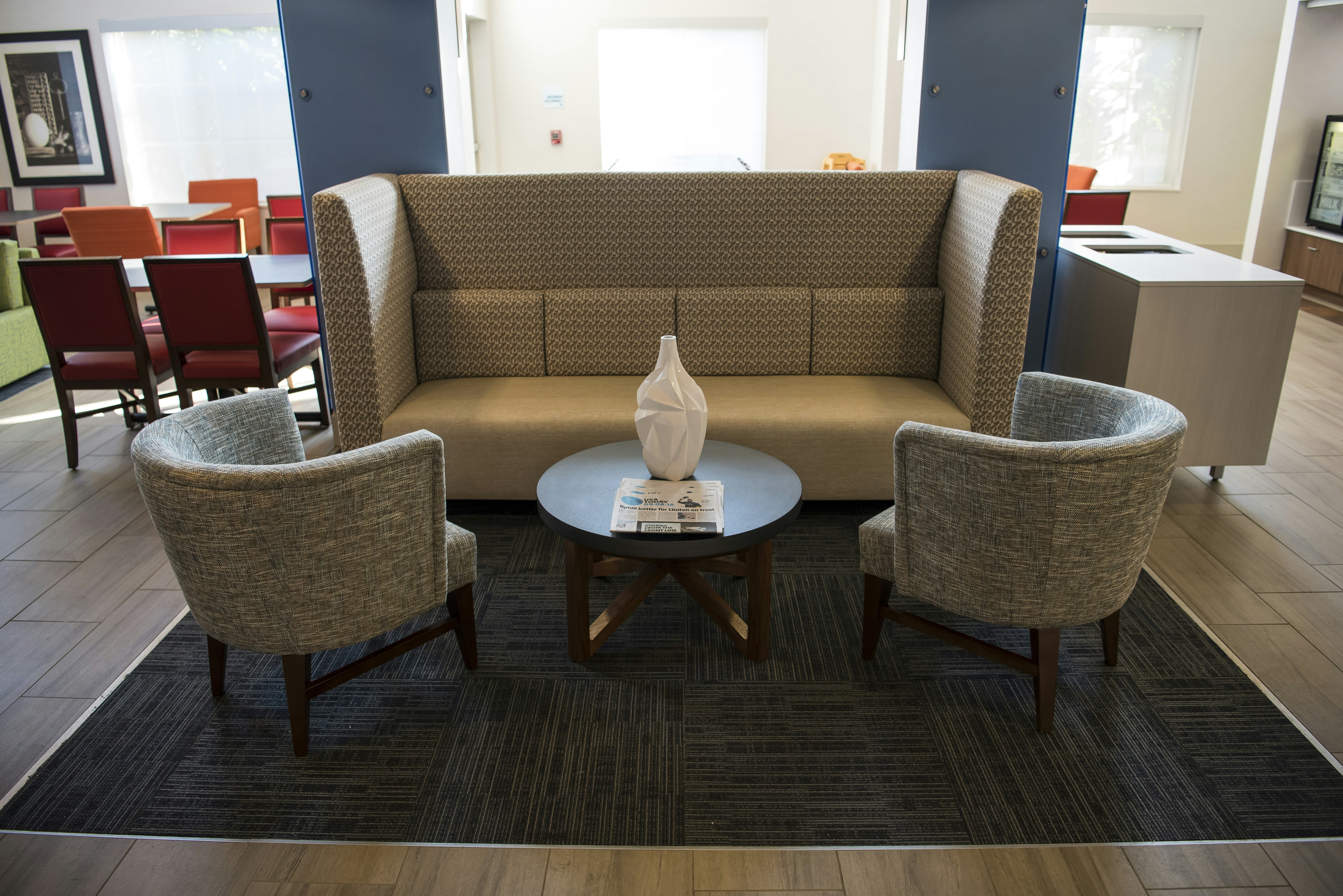 Holiday Inn Express Hotel And Suites Lexington Downtown University 33/47