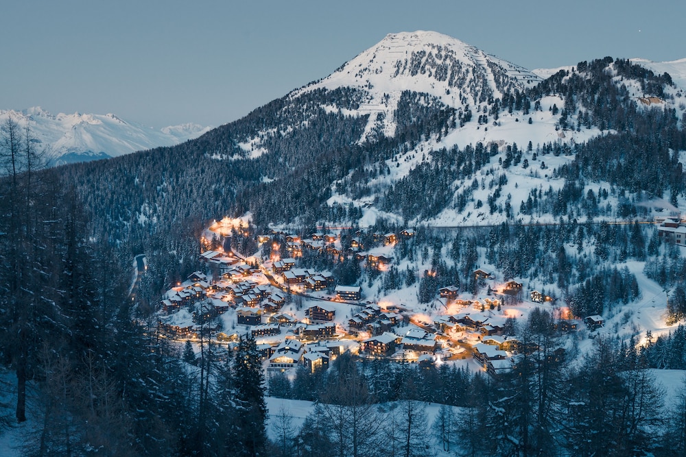 RESIDENCE LAGRANGE VACANCES LES CHALETS EDELWEISS(FORMERLY RESIDENCE LES CHALETS EDELWEISS) 31/35