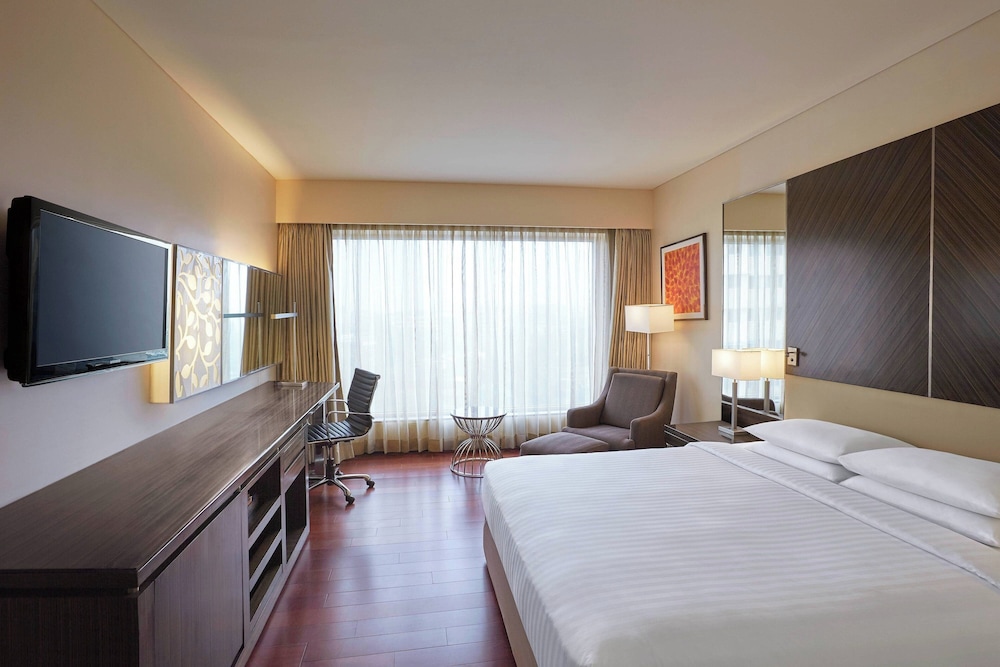 Courtyard By Marriott Mumbai International Airport 9/50