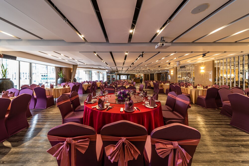 Fish Hotel Pingtung 35/37