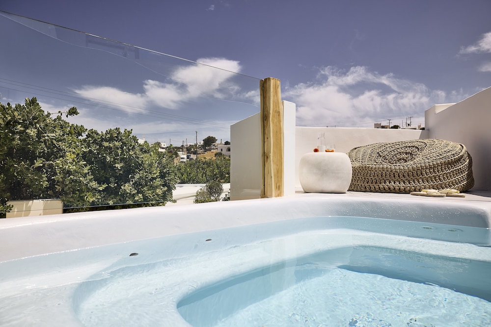 Sharm Hotel Mykonos 69/100