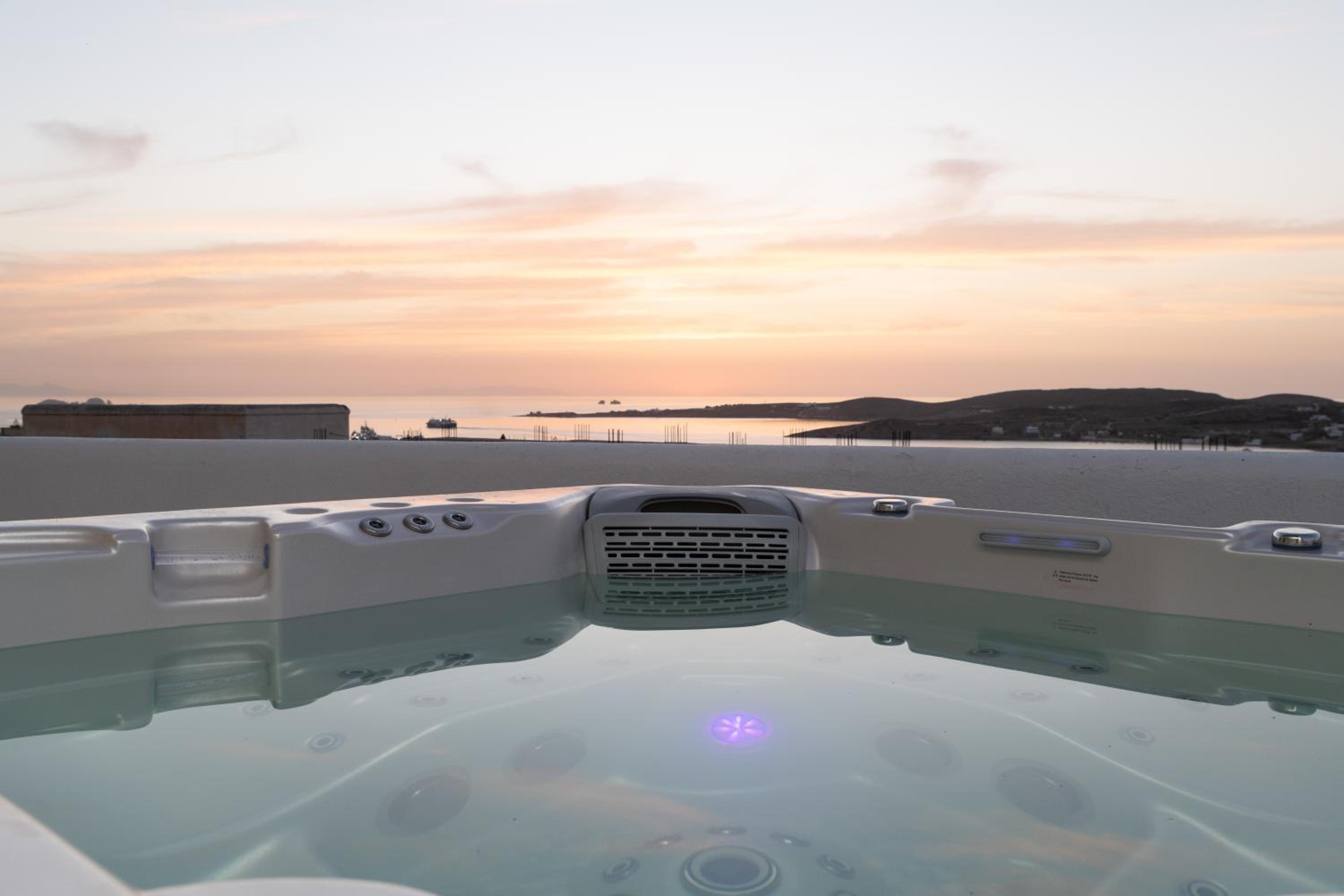 Sunset View Hotel &amp; Apartments 5/100