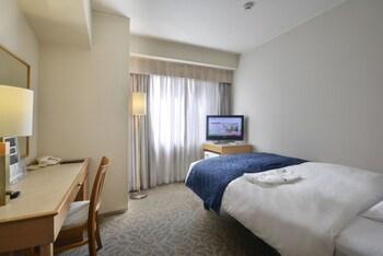 Semi Room, Semi Double Bed