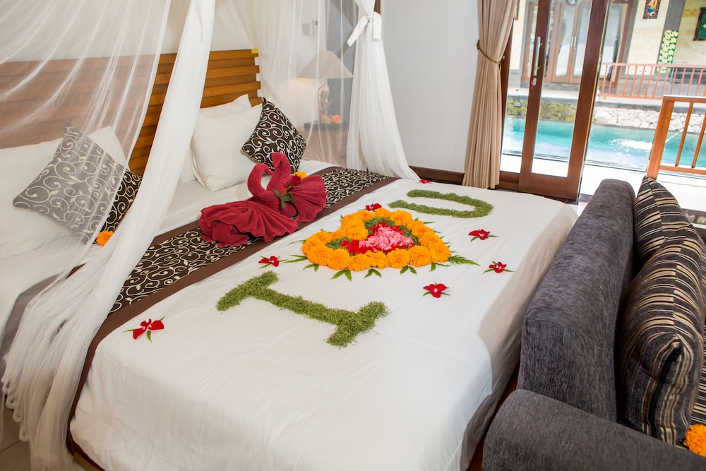 Bungalow, Double Bed, Pool View