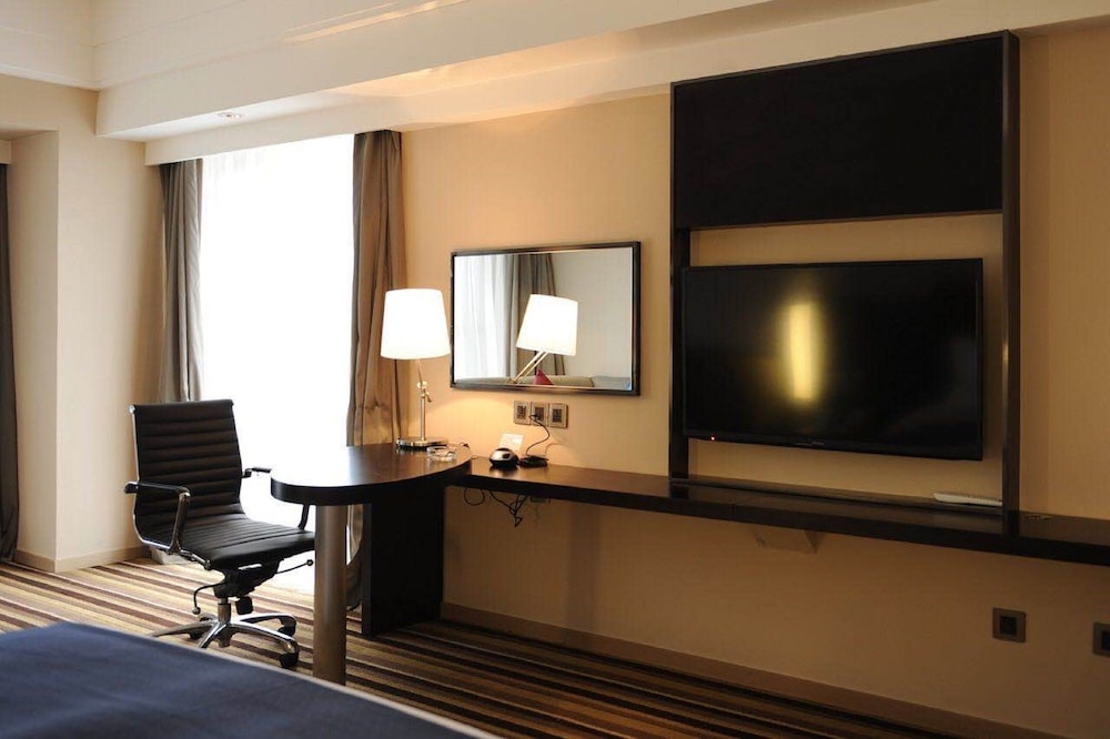 HOLIDAY INN EXPRESS SHENYANG GOLDEN CORRIDOR 40/49