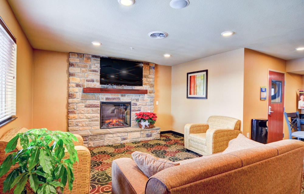 Cobblestone Hotel Suites Punxsutawney Pa 22/42