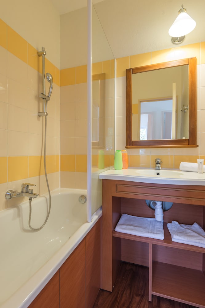 شقة بسرير مزدوج بشرفة بغرفة نوم واحدة، Pierre Vacances Residence Les Rives de L Apos Aure 5/6