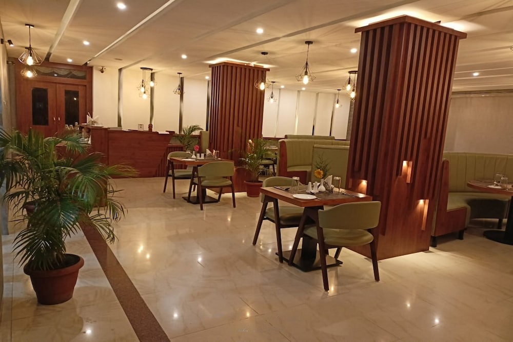 Preethi Classic Towers 56/74