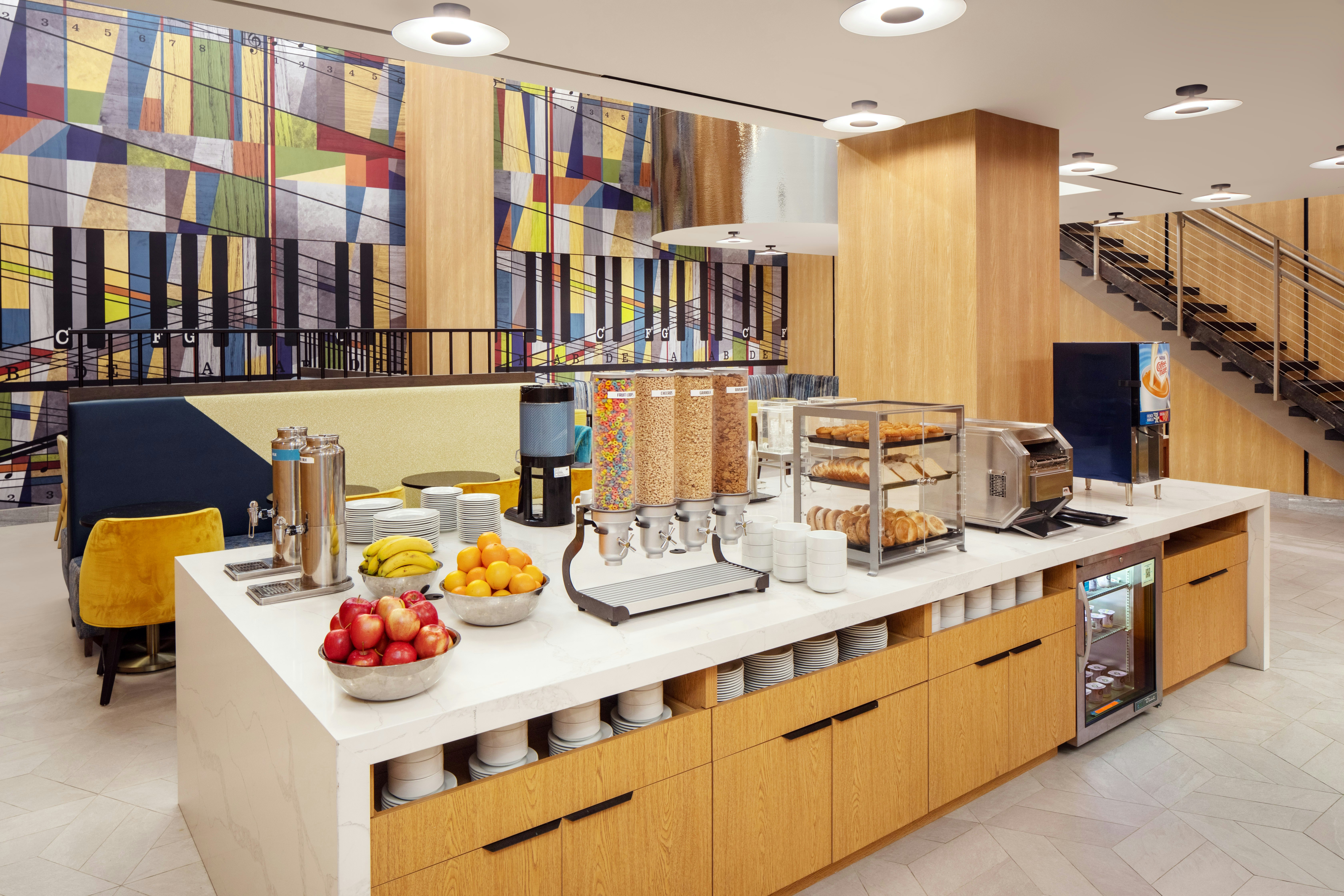Home2 Suites by Hilton New York Times Square 13/17