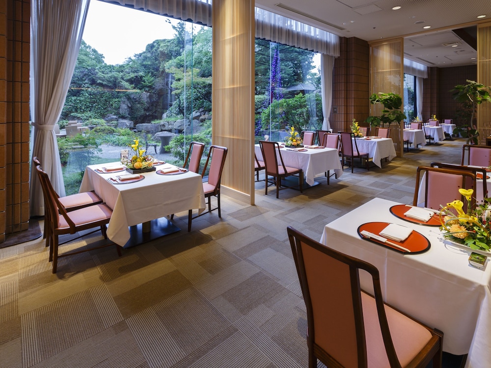 Hotel Pearl Garden 28/32