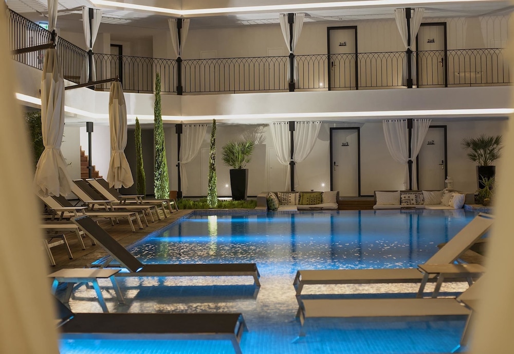 Mola Cunda Hotel 14/44