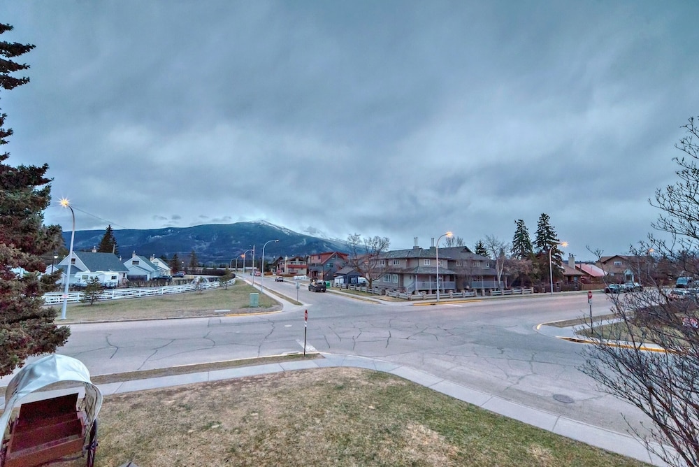 Jasper Inn And Suites 72/76