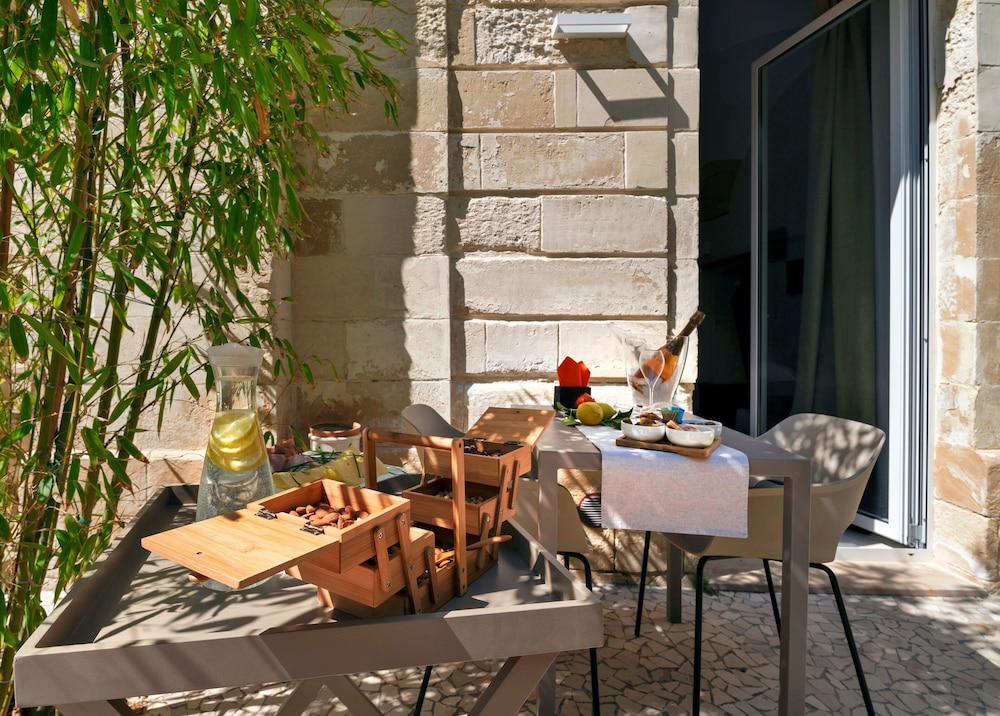Dimora Storica Muratore Luxury Rooms 33/47