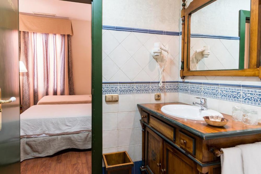 Plaza Nueva Hotel 65/67