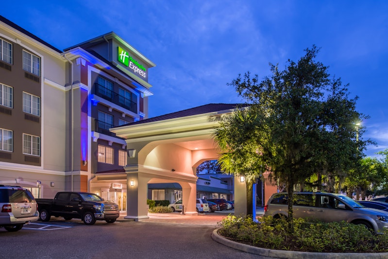 Holiday Inn Express Tampa N I-75 - University Area by IHG 64/69