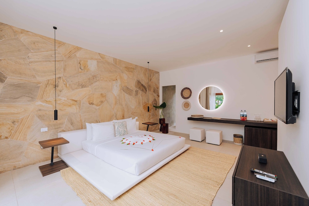Roof Top, Jungle, Villa, King Bed, Ocean View, Bathtub